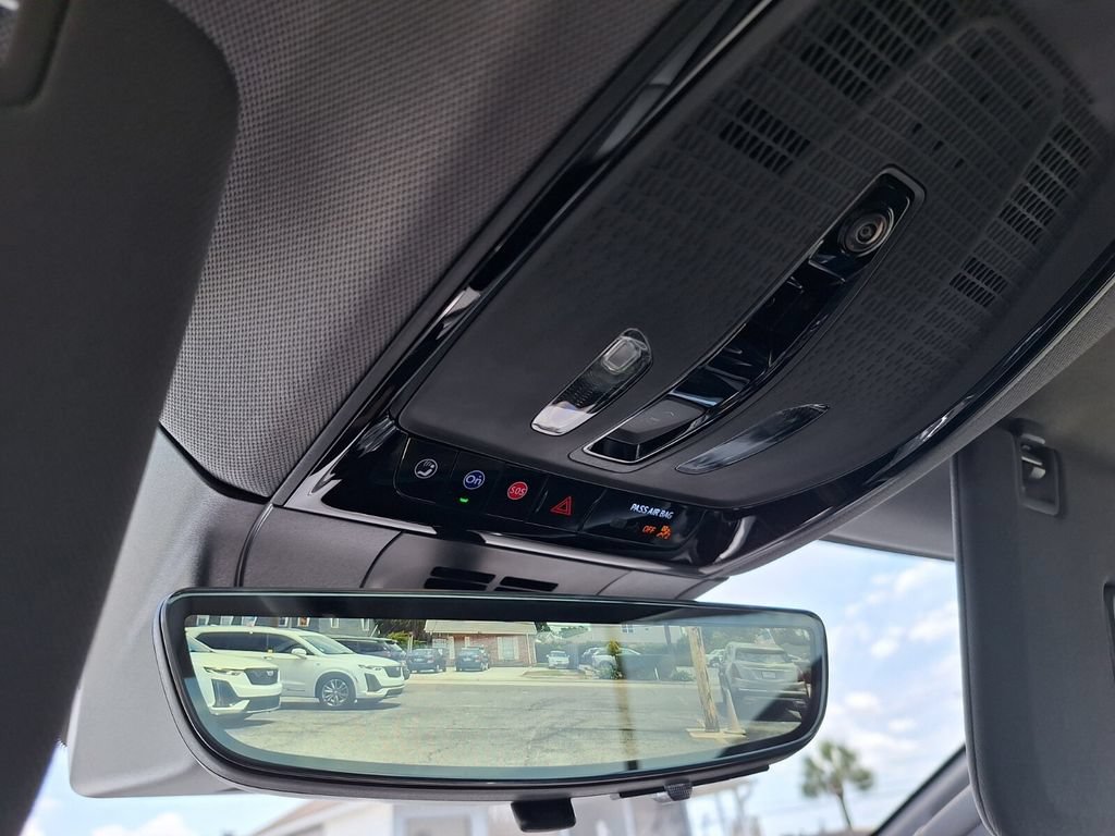 New 2026 Cadillac Optiq Luxury 1 RWD image 25