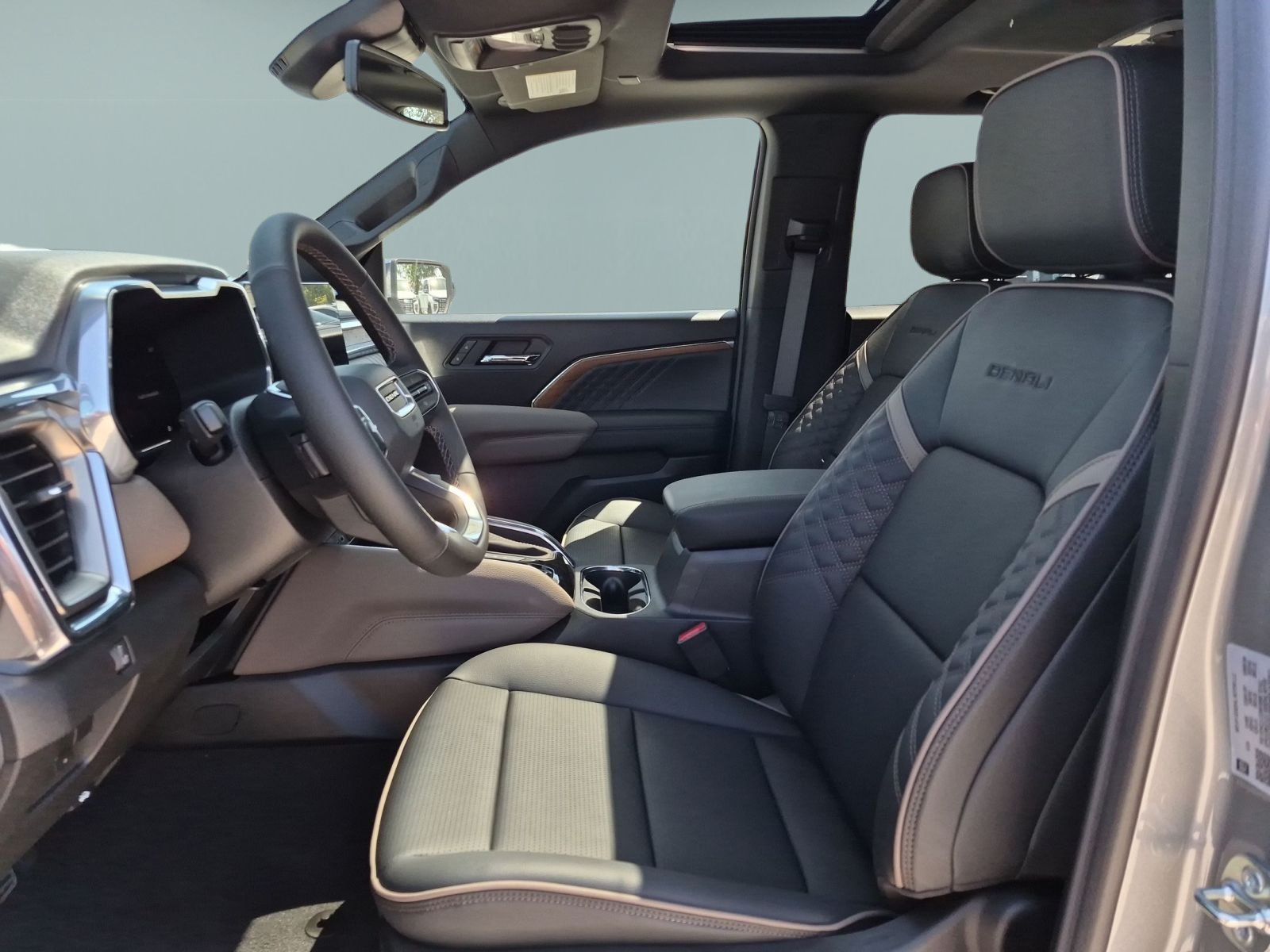 New 2026 GMC Canyon Denali AWD/4WD image 19