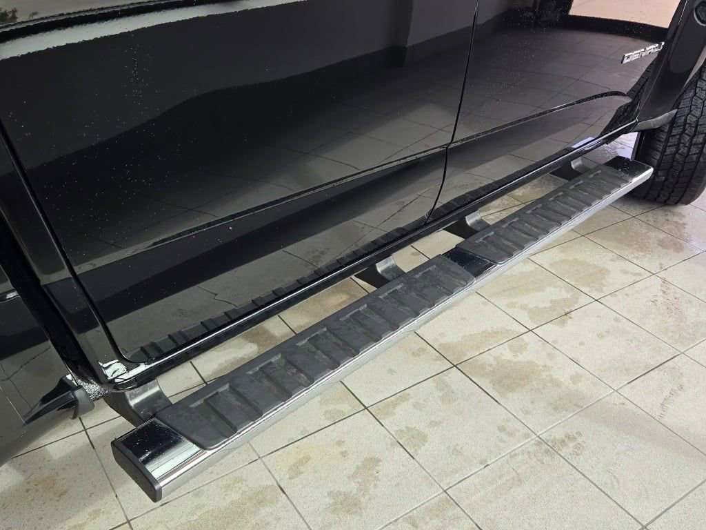 Used 2019 GMC Canyon Denali image 9