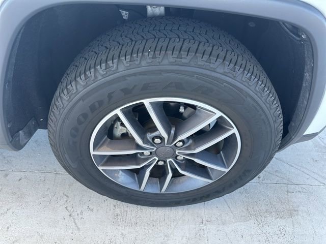 Used 2019 Jeep Grand Cherokee Limited w/ Luxury Group II AWD/4WD image 7