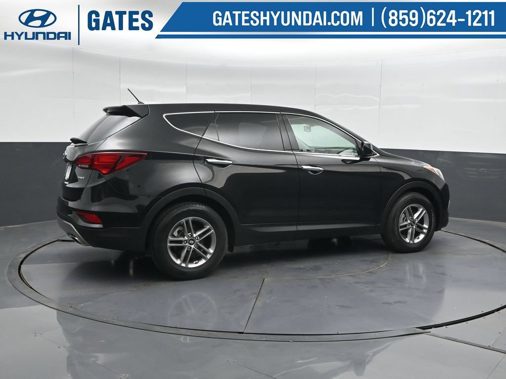 Used 2018 Hyundai Santa Fe Sport FWD image 2