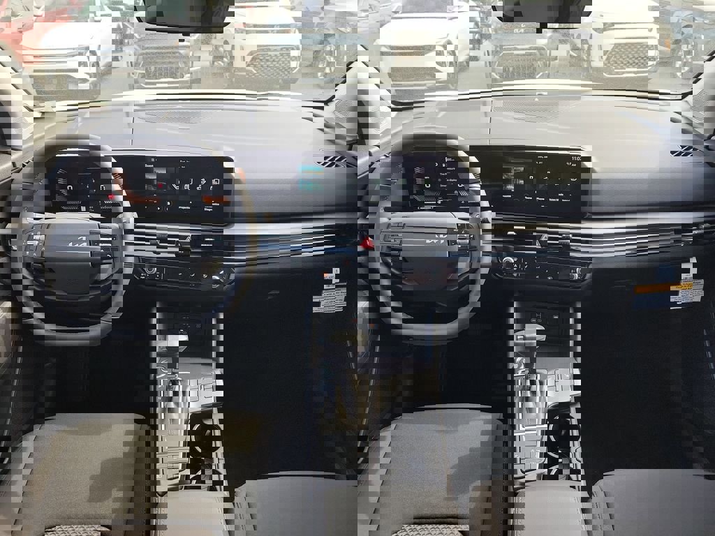 New 2026 Kia Sportage LX w/ LX Convenience Package image 17