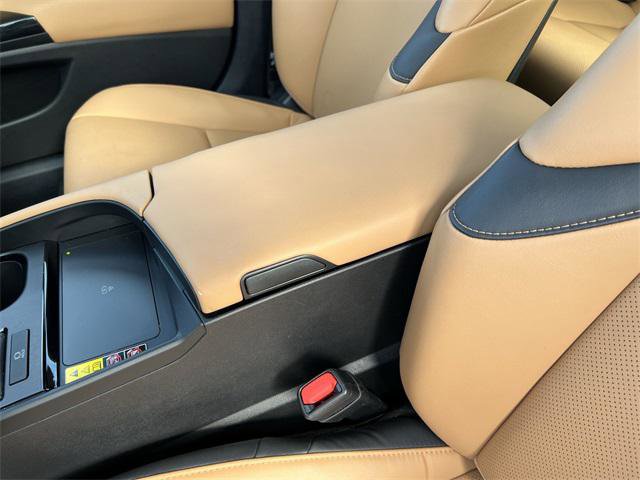 Certified 2025 Lexus ES 350 w/ Premium Package image 19