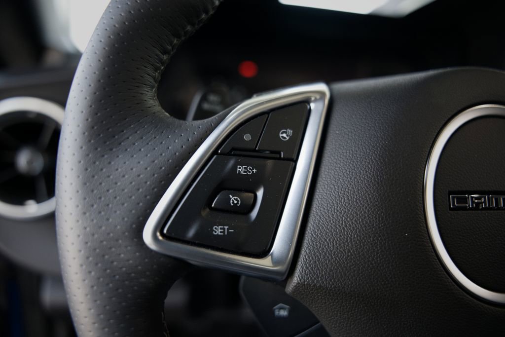 Used 2016 Chevrolet Camaro SS RWD image 41