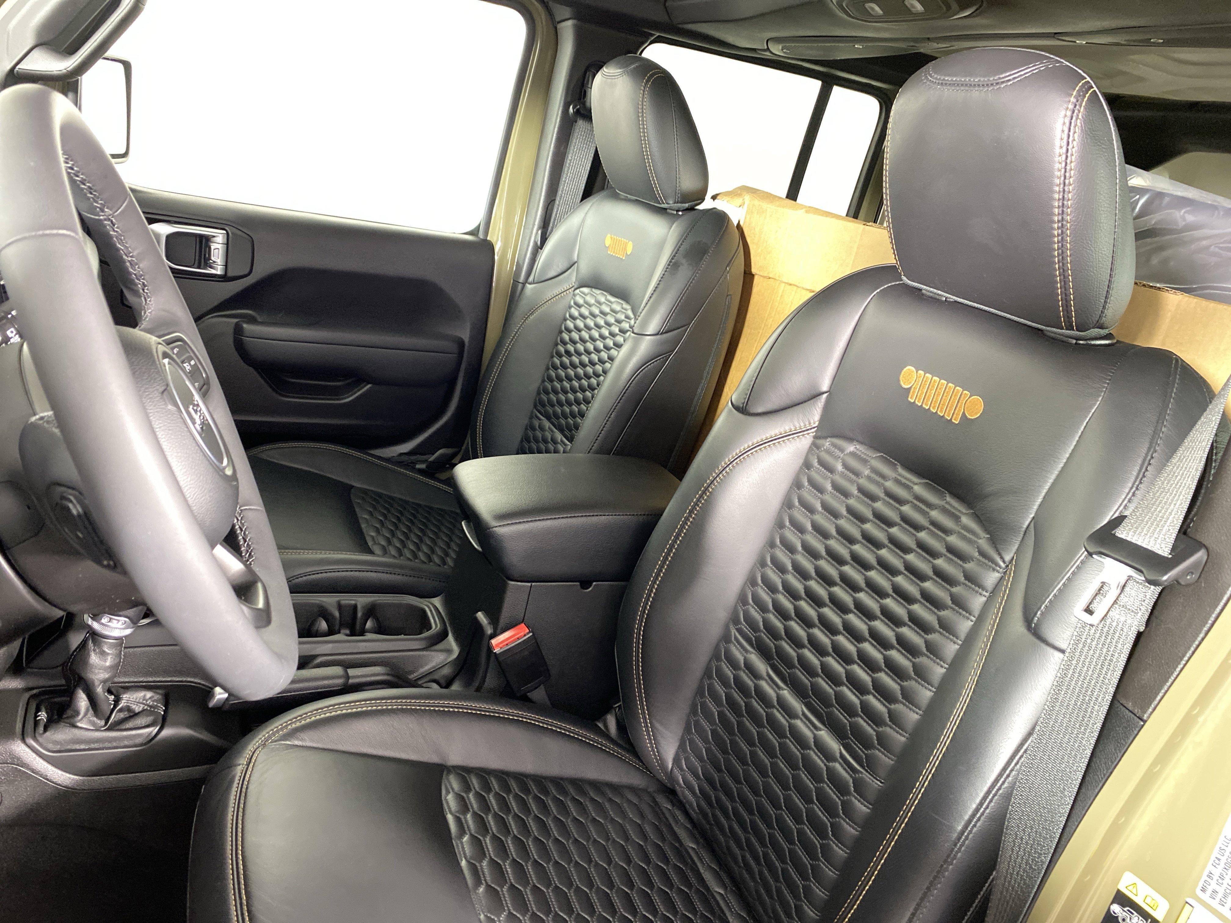 Used 2025 Jeep Wrangler Sport S image 16