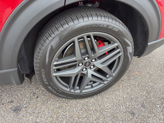 Used 2025 Ford Explorer ST-Line w/ Premium Package image 4