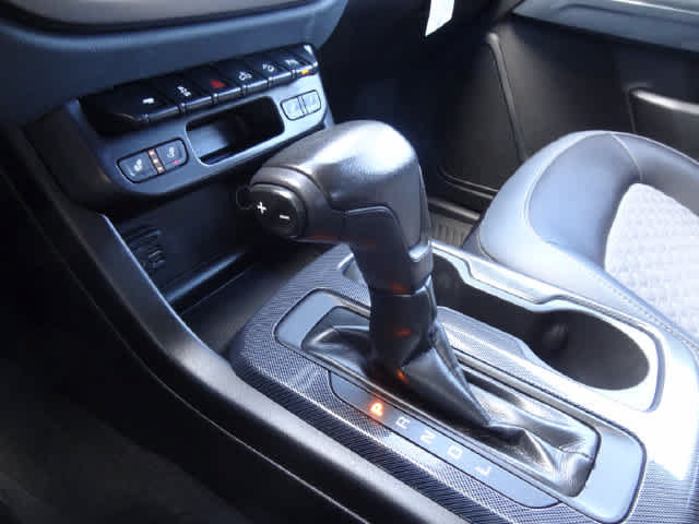 Used 2020 Chevrolet Colorado Z71 AWD/4WD image 32