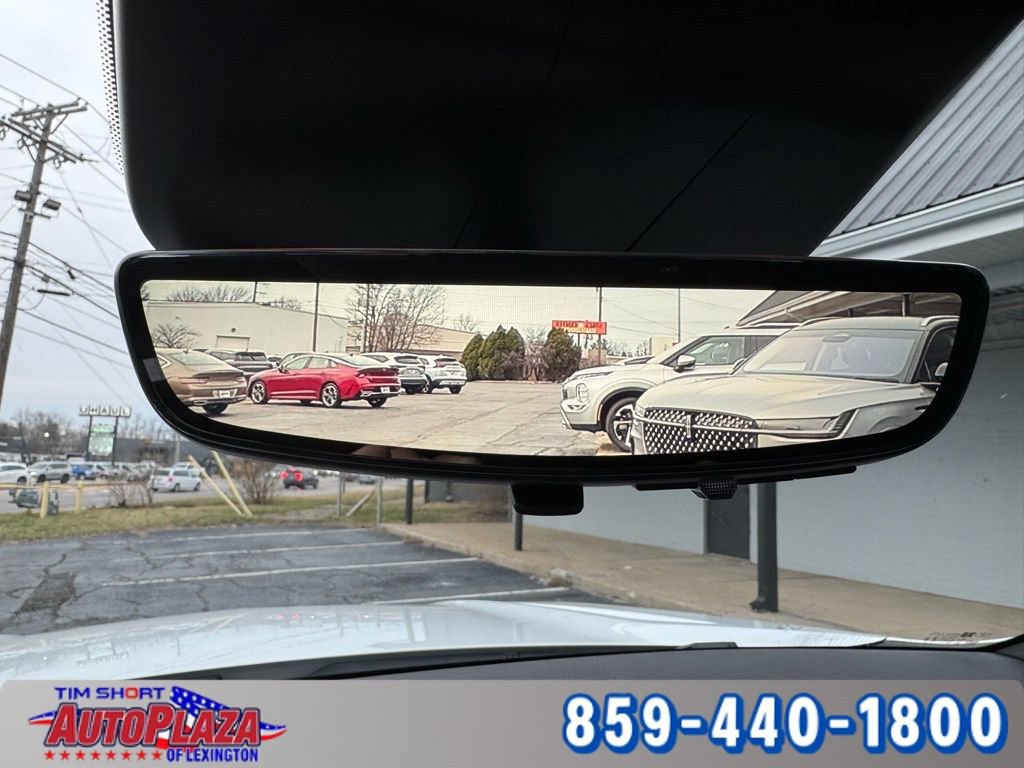 Used 2021 Cadillac Escalade ESV Premium Luxury image 32