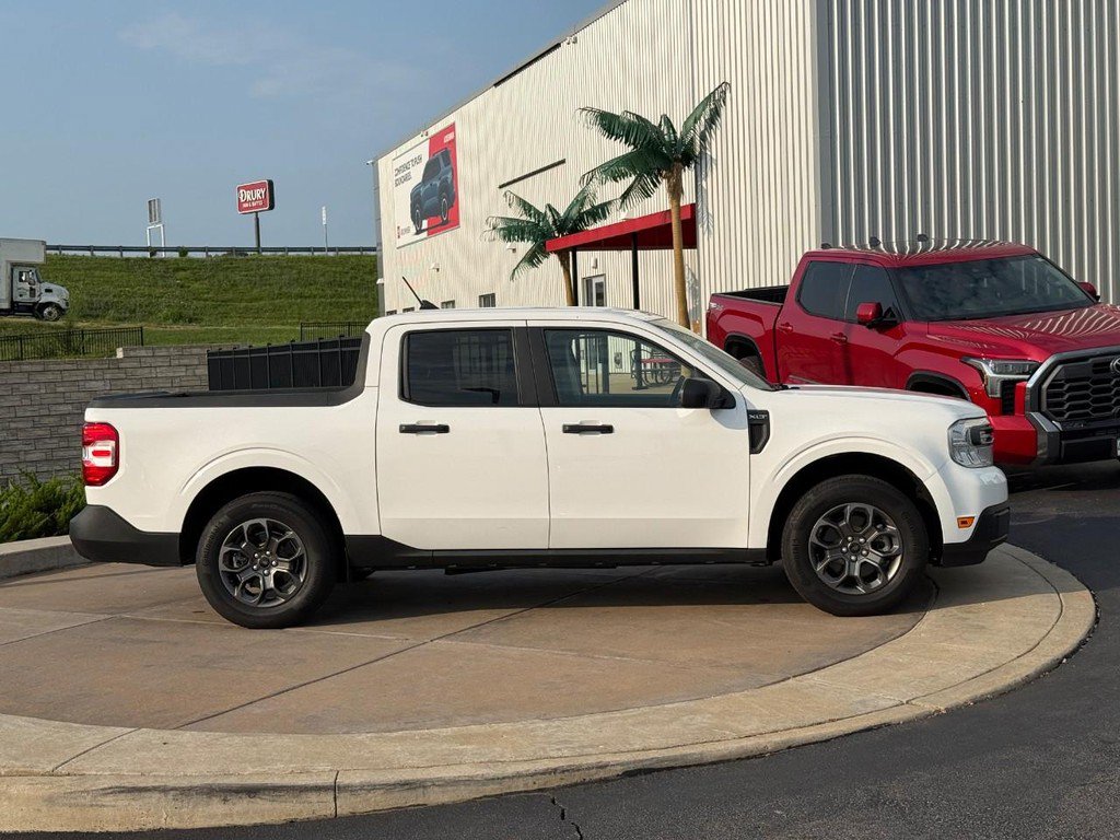 Used 2024 Ford Maverick XLT w/ Equipment Group 300A Standard AWD/4WD image 2