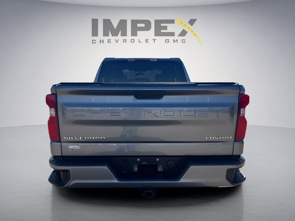 Used 2021 Chevrolet Silverado 1500 Custom AWD/4WD image 9