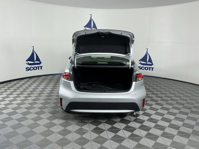 Used 2022 Toyota Corolla LE image 21