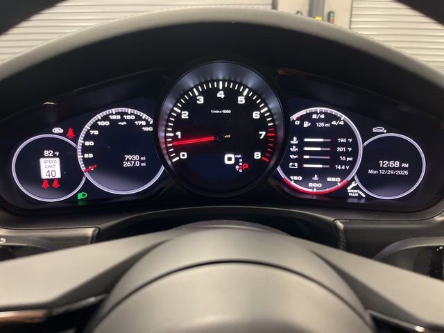 Used 2023 Porsche Panamera image 24