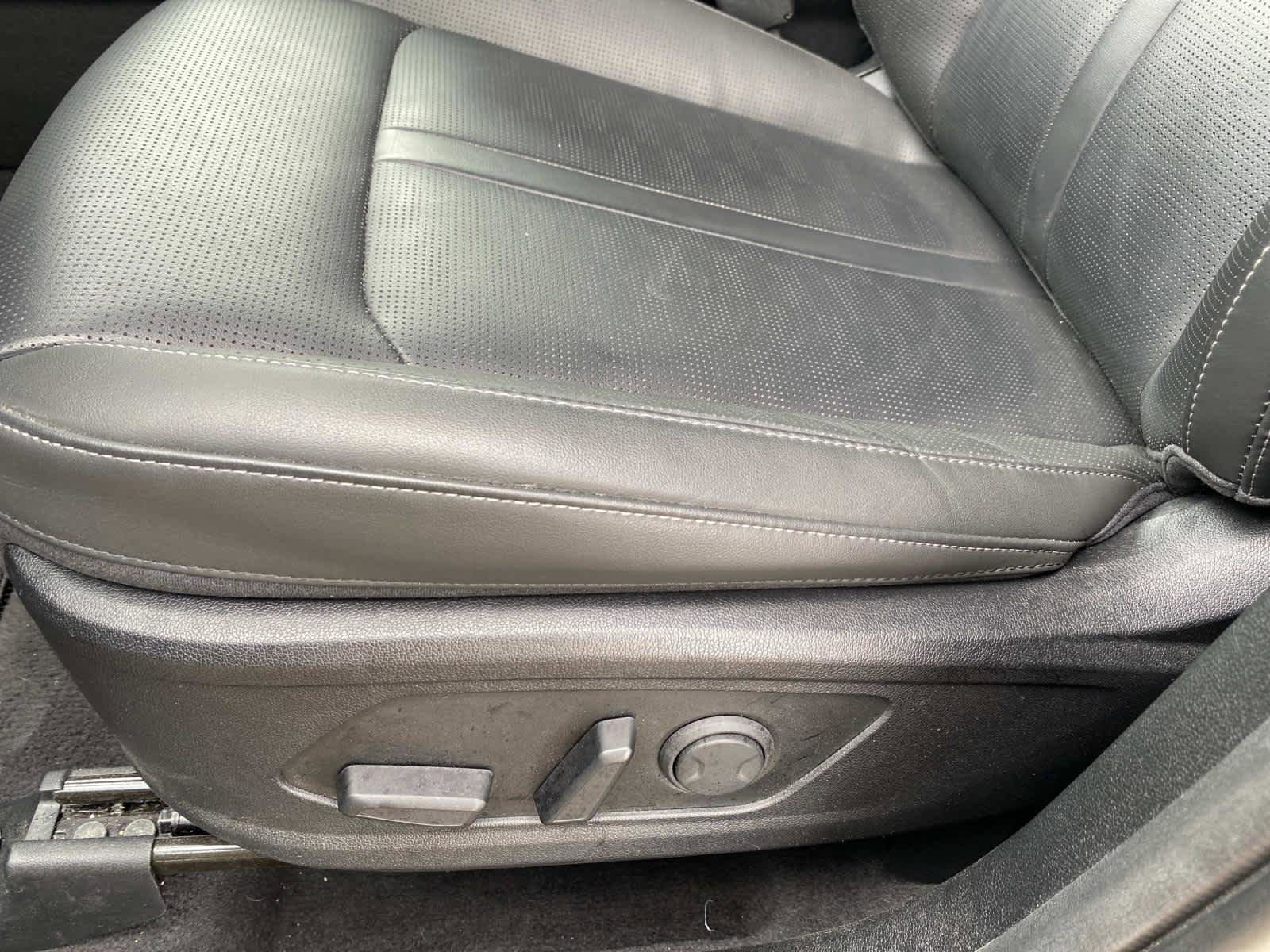 Used 2024 Kia Sorento S image 22
