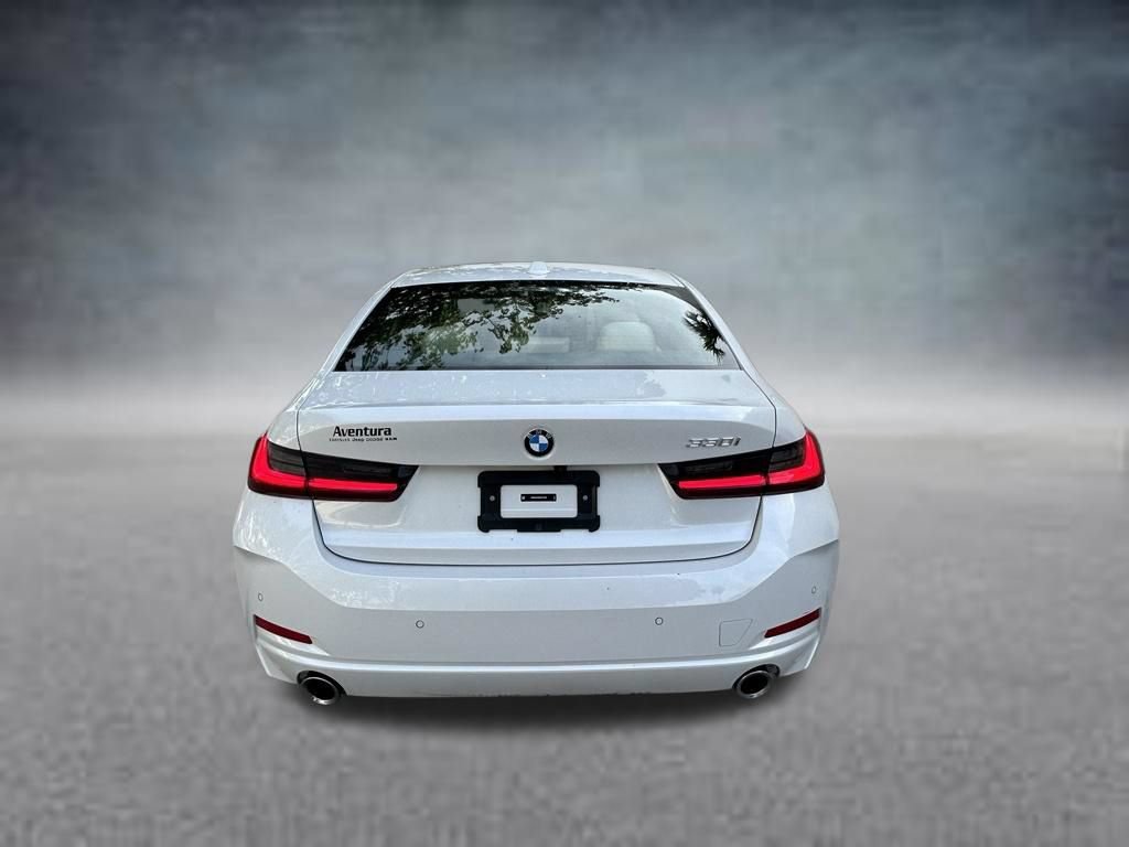 Used 2025 BMW 330i Sedan w/ Convenience Package RWD image 6