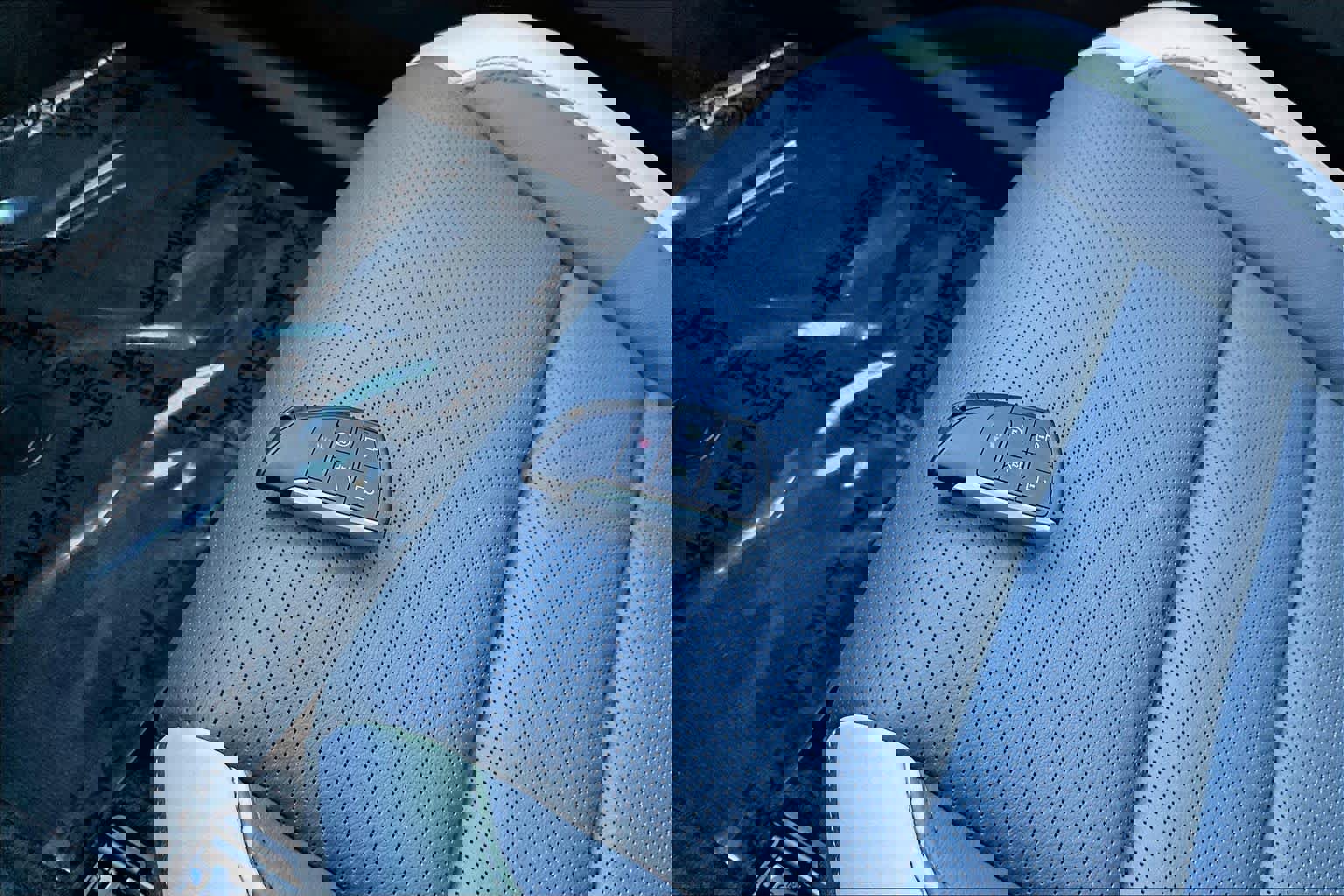 Used 2025 Honda Prologue Elite image 14