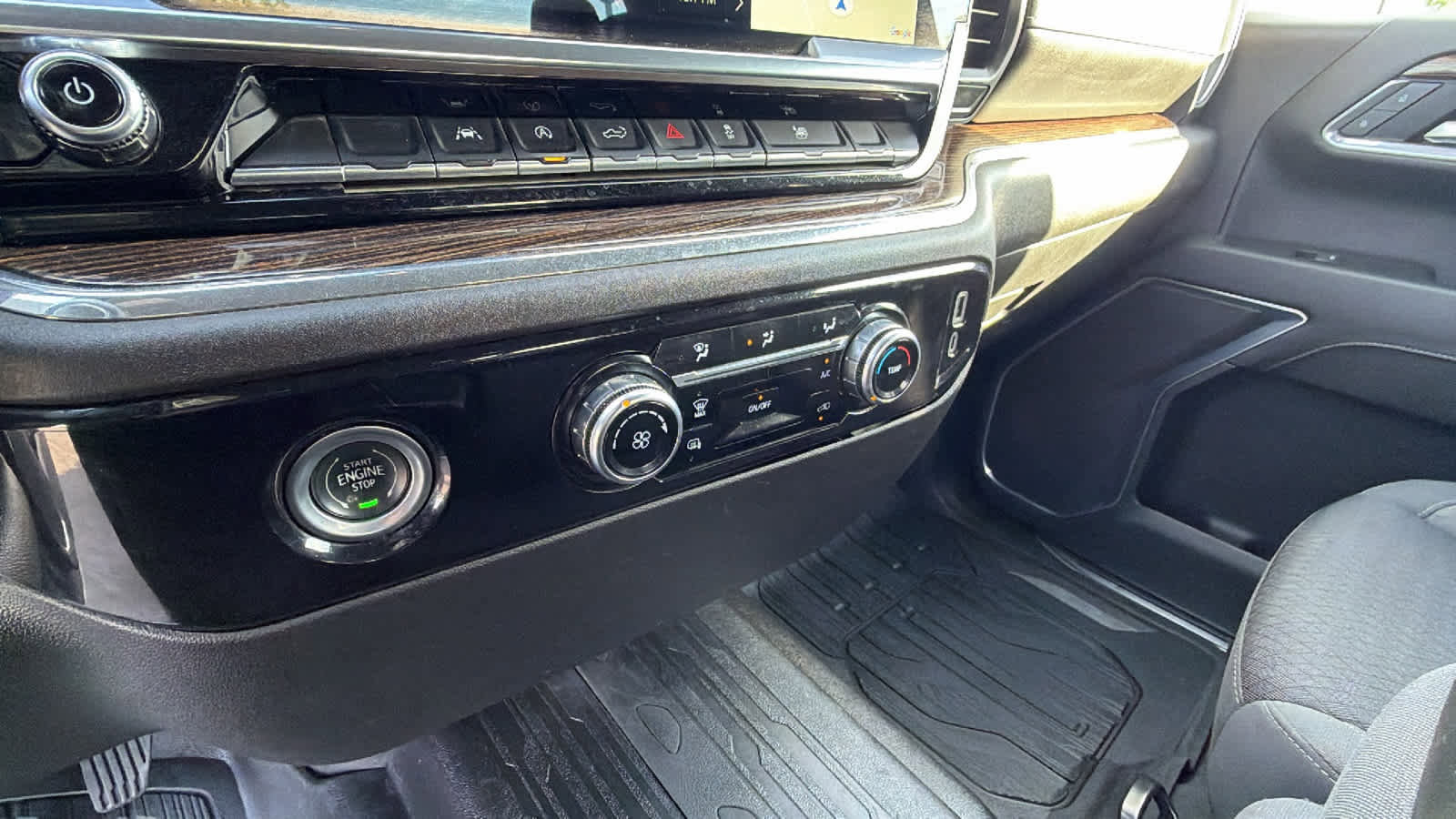 Used 2023 GMC Sierra 1500 SLE w/ Enhanced Capability Package image 14