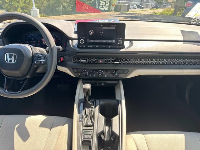 Used 2024 Honda Accord EX image 17