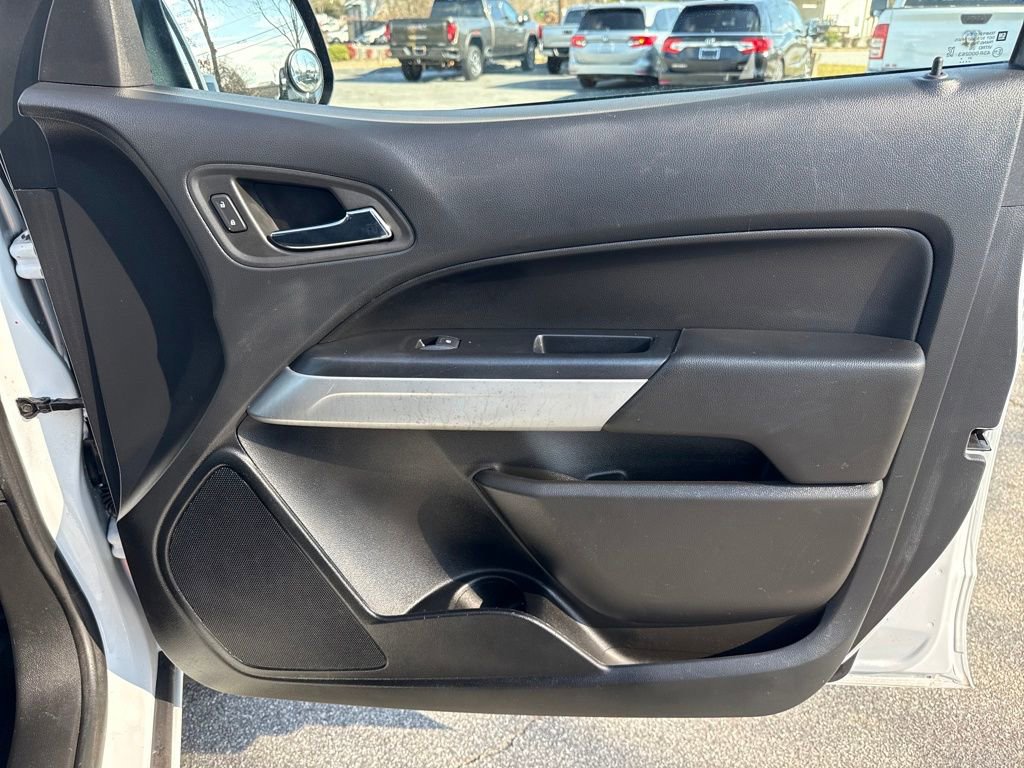 Used 2022 Chevrolet Colorado LT w/ Fleet Safety Package image 18
