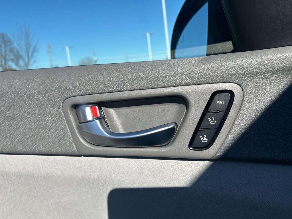 Used 2016 Kia Optima EX w/ Premium Package image 25