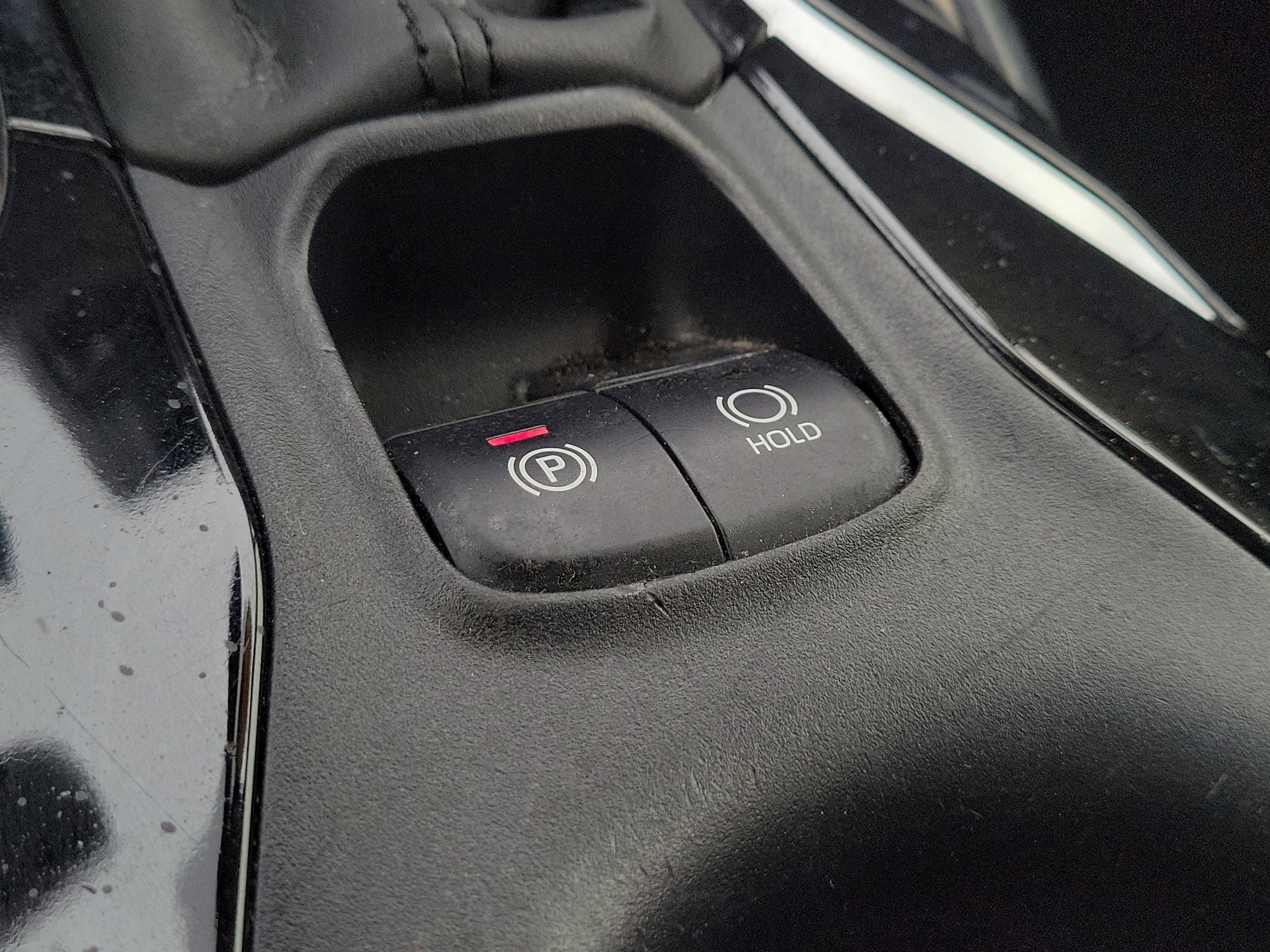 Used 2021 Toyota Corolla LE image 29