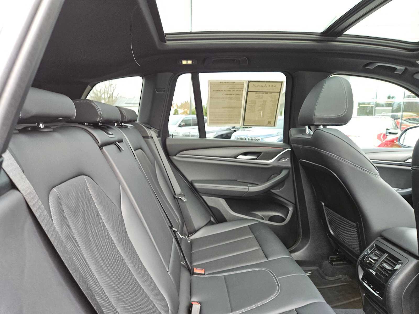 Used 2023 BMW X3 xDrive30i w/ Premium Package image 15