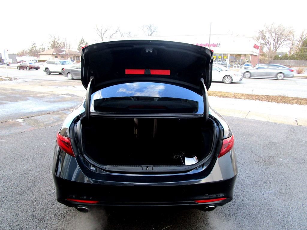 Used 2017 Alfa Romeo Giulia Ti w/ TI Lusso Light Wood Package image 30