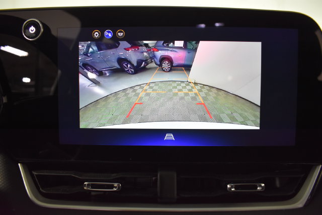 Used 2026 Chevrolet Equinox LT AWD/4WD image 24