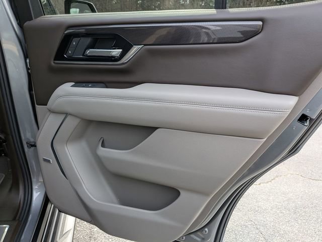 New 2026 GMC Yukon Elevation image 33