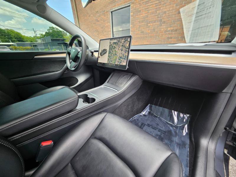 Used 2023 Tesla Model Y Long Range AWD/4WD image 57