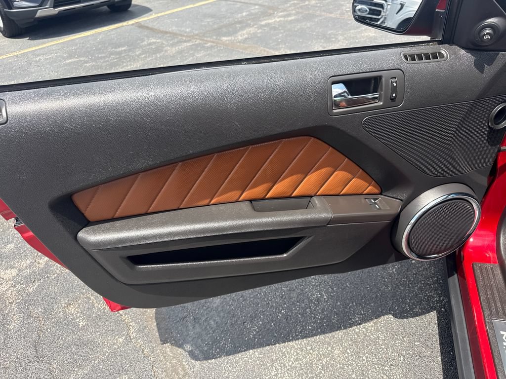 Used 2012 Ford Mustang Premium RWD image 19