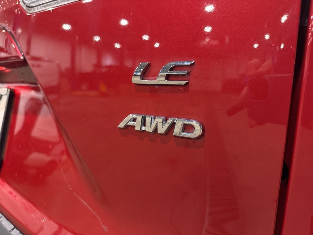 Used 2023 Toyota Corolla Cross LE image 10