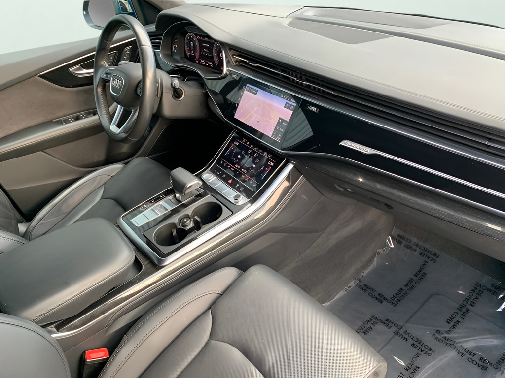 Used 2019 Audi Q8 Prestige w/ Luxury Package AWD/4WD image 48