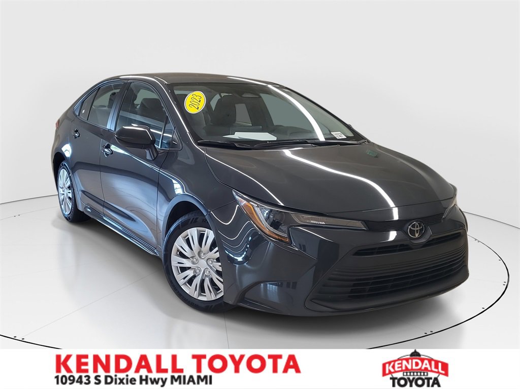 Used 2023 Toyota Corolla LE image 1
