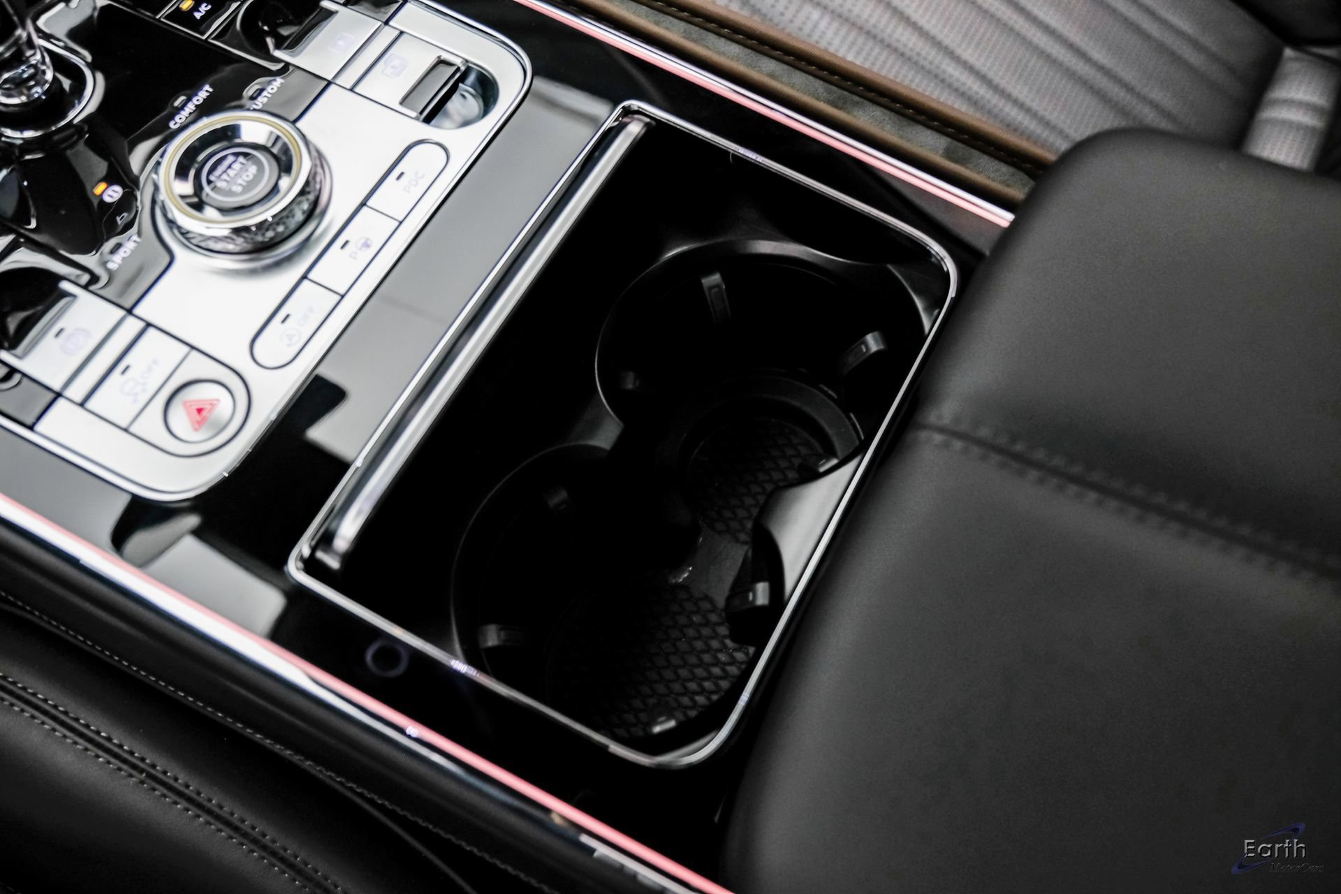 Used 2022 Bentley Flying Spur V8 AWD/4WD image 66
