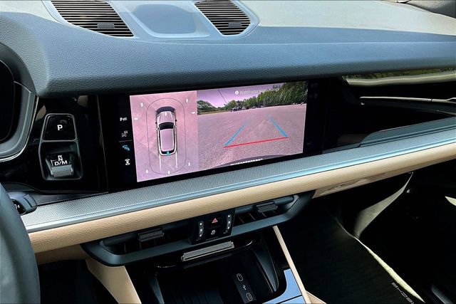 Used 2026 Porsche Cayenne image 14