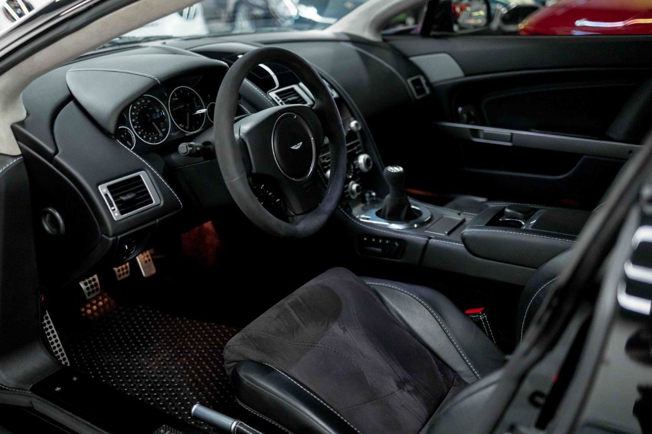 Used 2011 Aston Martin V8 Vantage N420 image 2