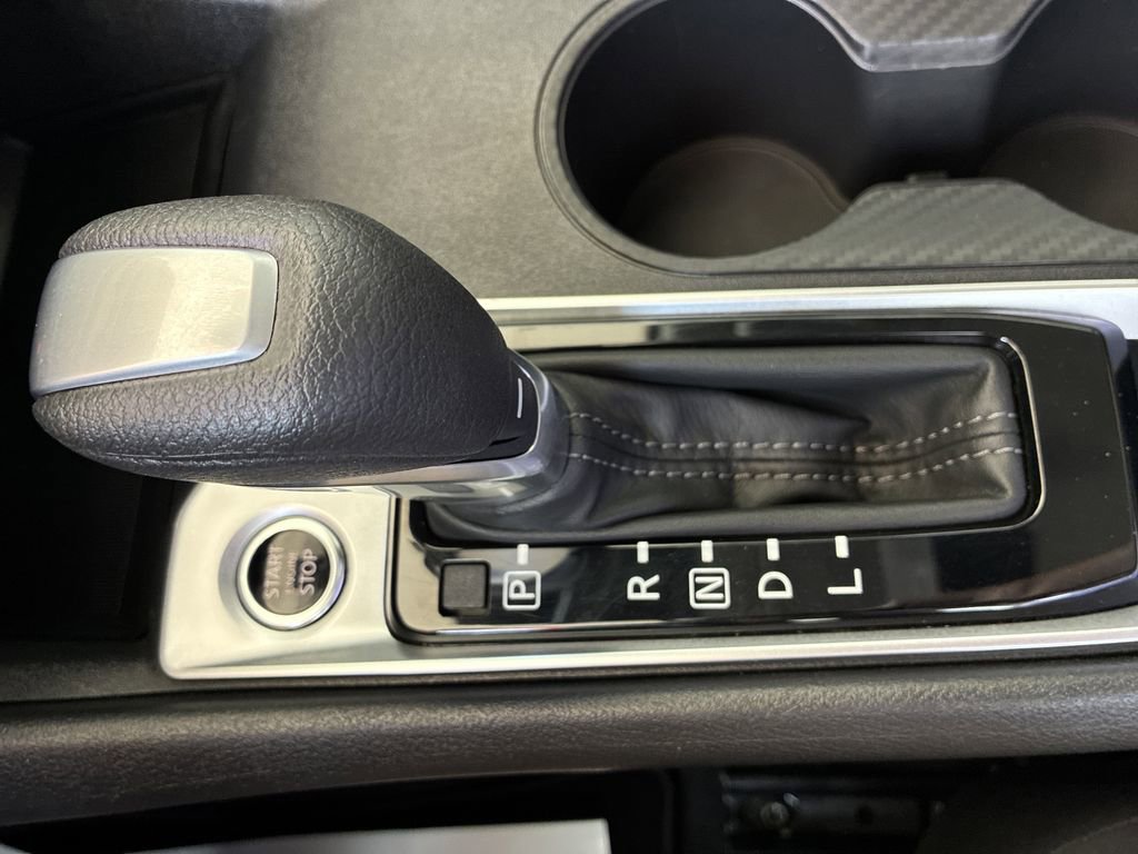 Used 2025 Nissan Altima 2.5 SV FWD image 25