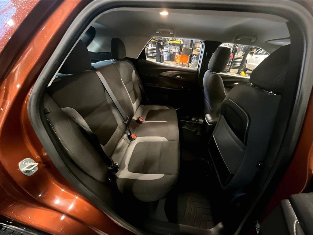 Used 2021 Chevrolet TrailBlazer LS AWD/4WD image 16
