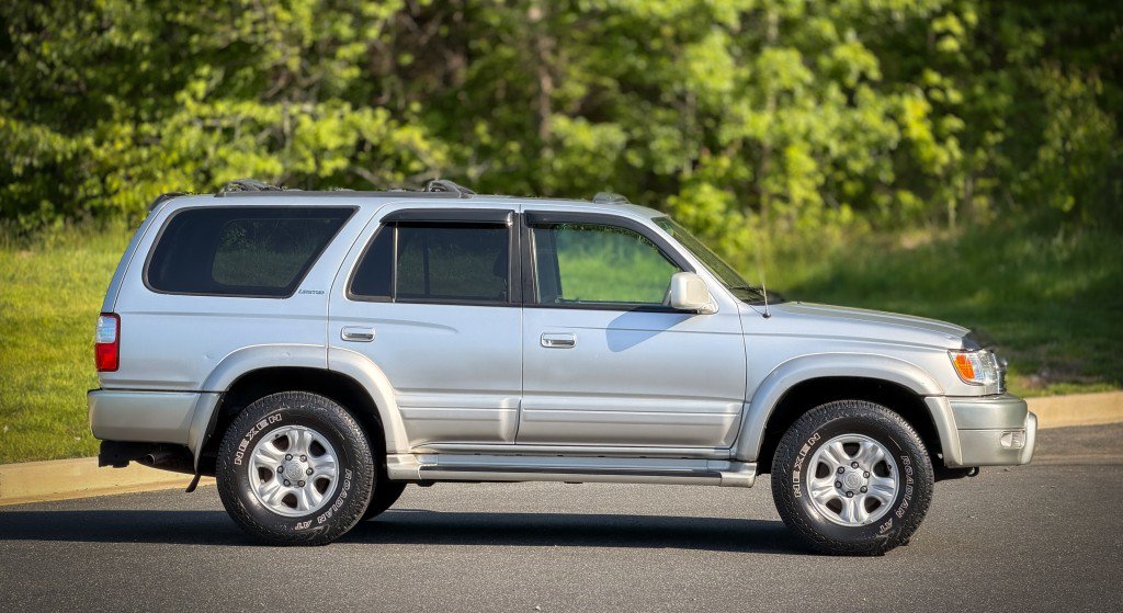 Used 2002 Toyota 4Runner Limited AWD/4WD image 6