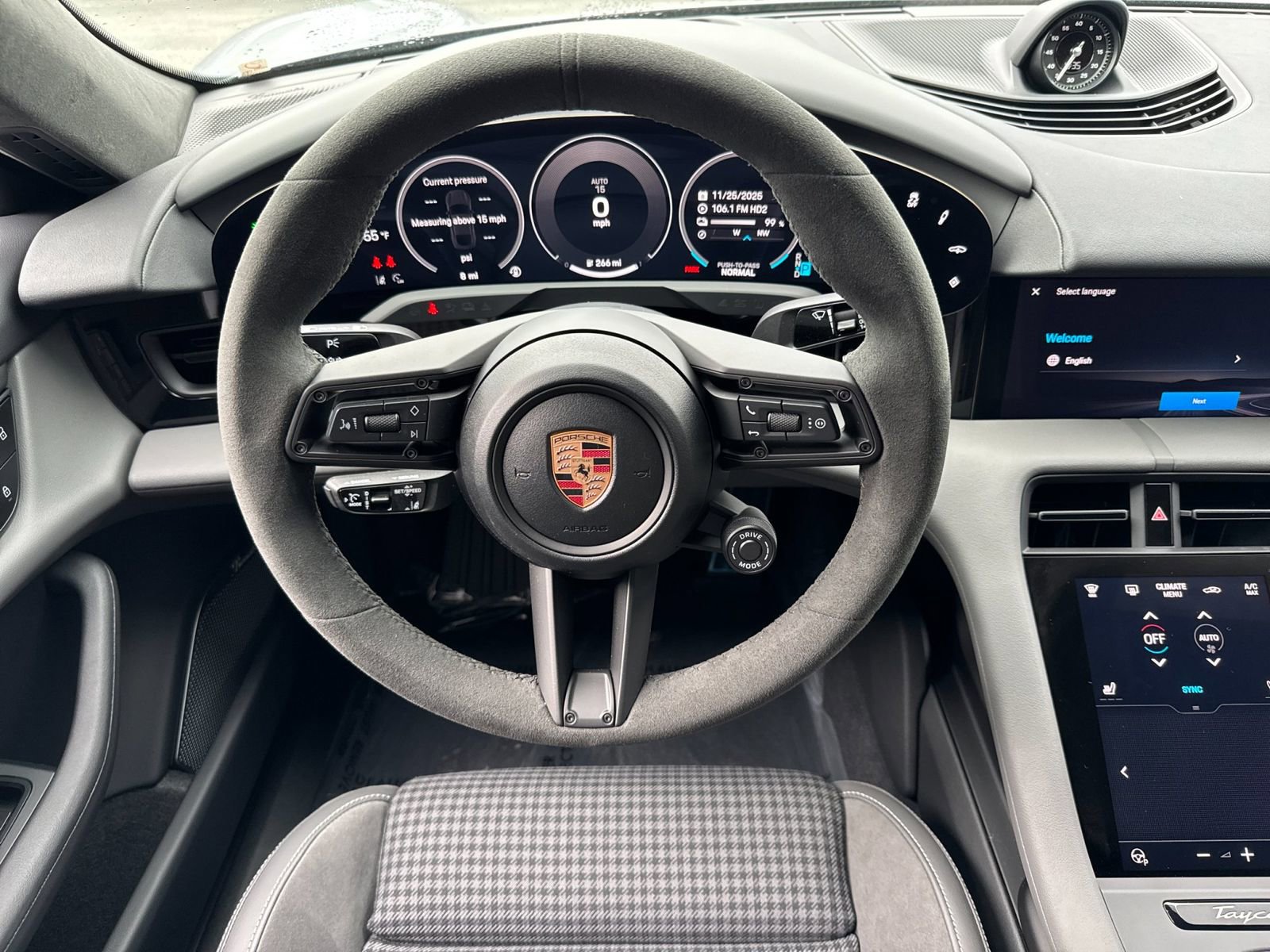 New 2026 Porsche Taycan GTS AWD/4WD image 16