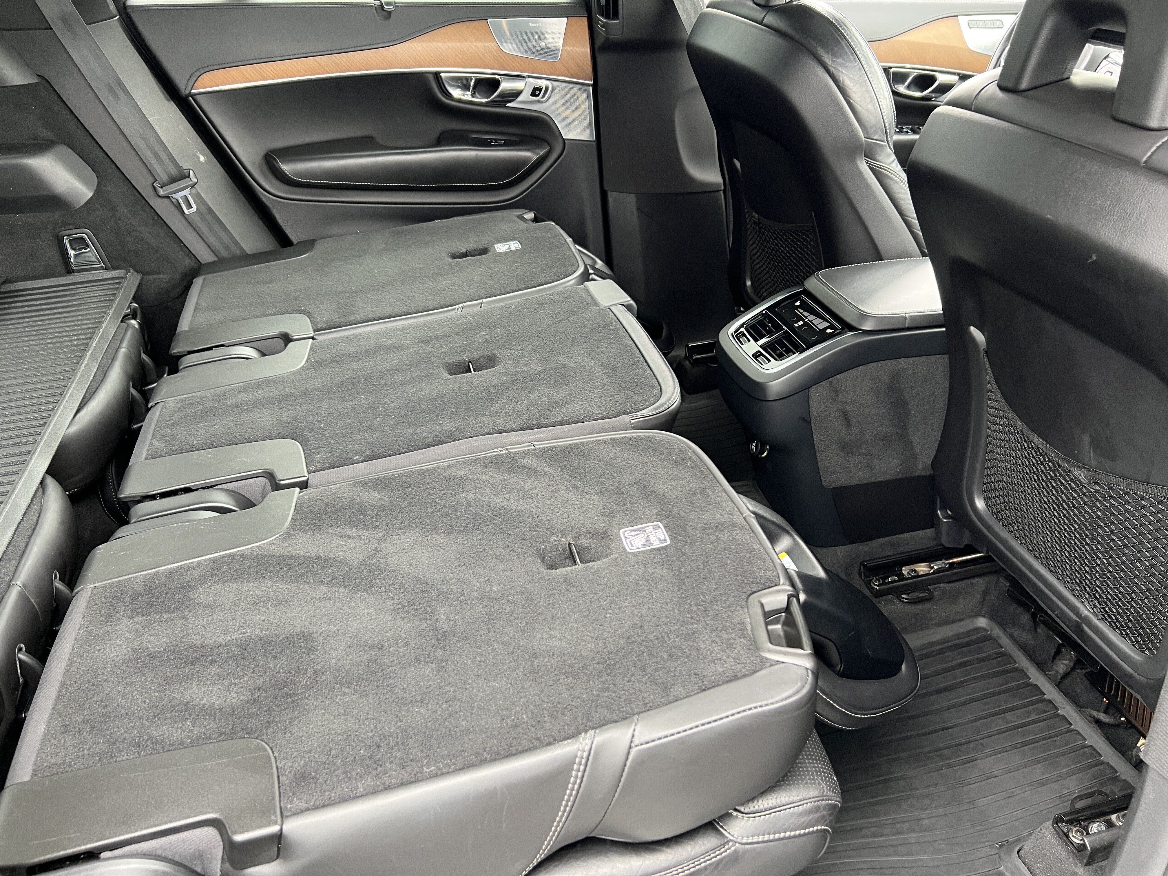 Used 2016 Volvo XC90 T6 Inscription w/ Vision Package AWD/4WD image 25