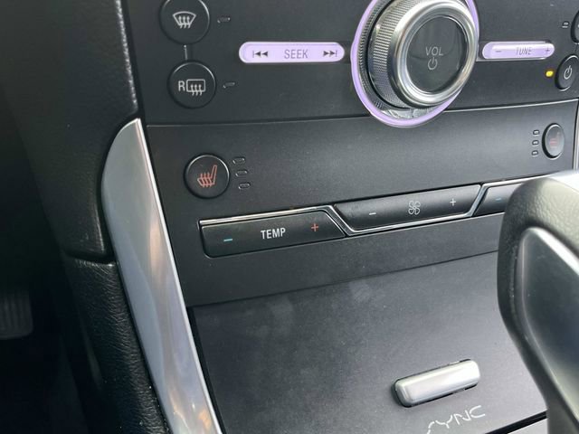 Used 2017 Ford Edge Titanium w/ Technology Package FWD image 40