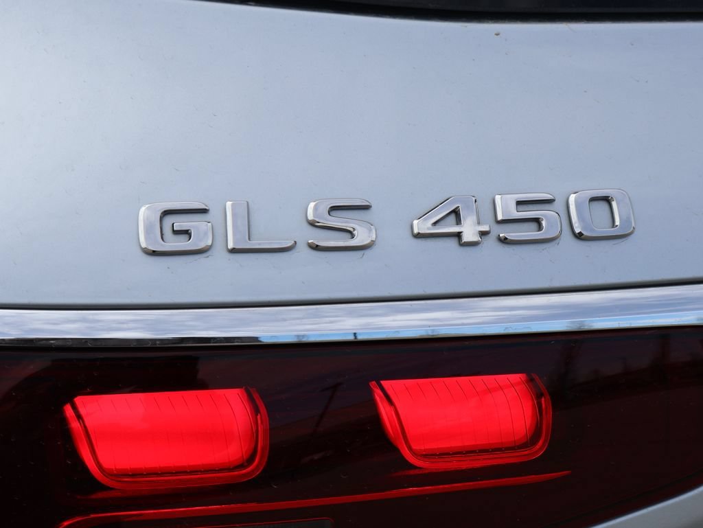 Certified 2025 Mercedes-Benz GLS 450 4MATIC image 8