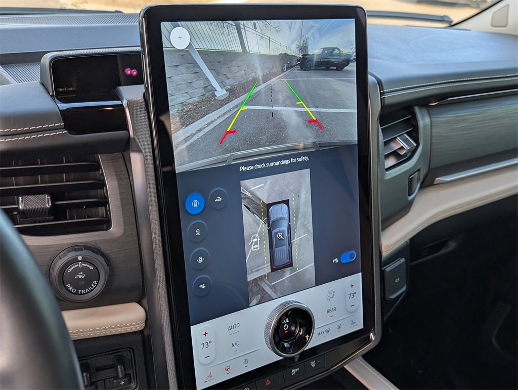 Used 2024 Ford Expedition Platinum image 27