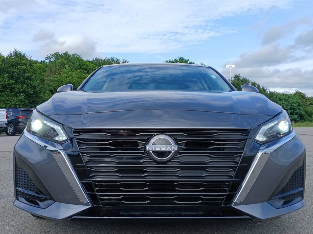 Used 2023 Nissan Altima 2.5 SV FWD image 31