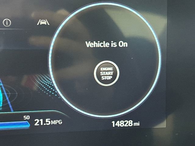 Certified 2024 Hyundai Elantra SEL image 18