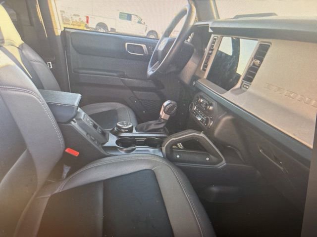 Used 2024 Ford Bronco Outer Banks image 16
