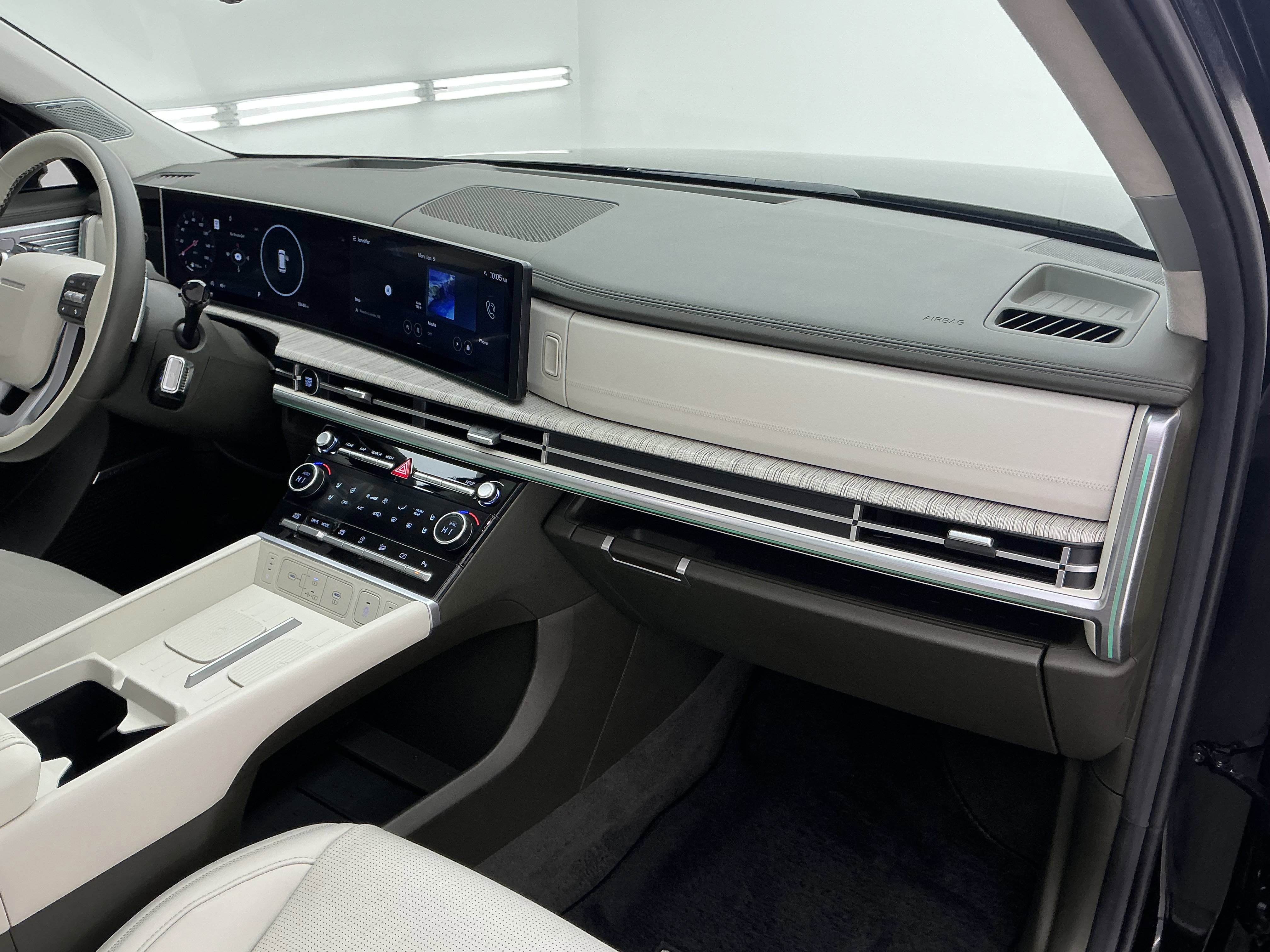 Used 2024 Hyundai Santa Fe Calligraphy image 25