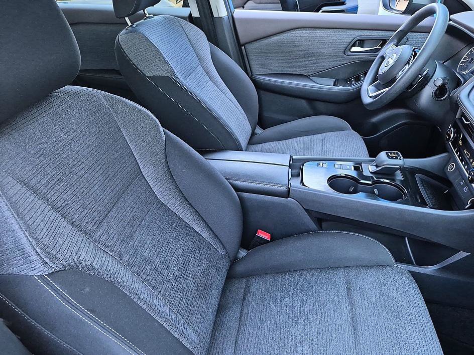 Used 2023 Nissan Rogue SV FWD image 33