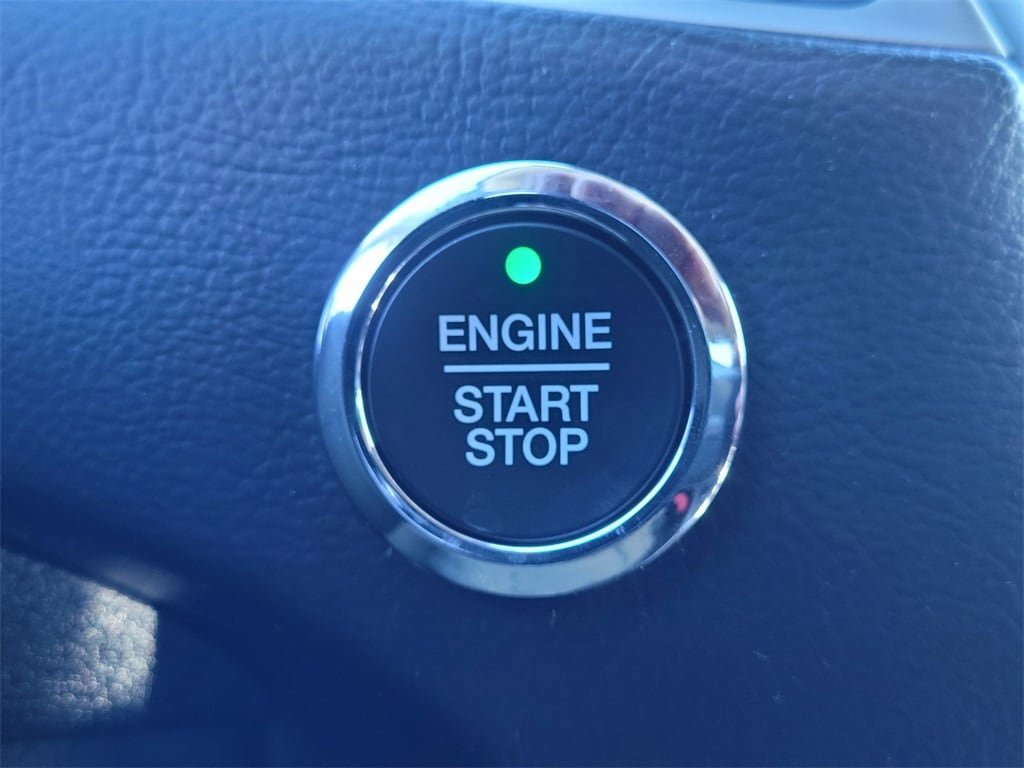 Used 2023 Ford Edge SEL w/ Convenience Package image 18